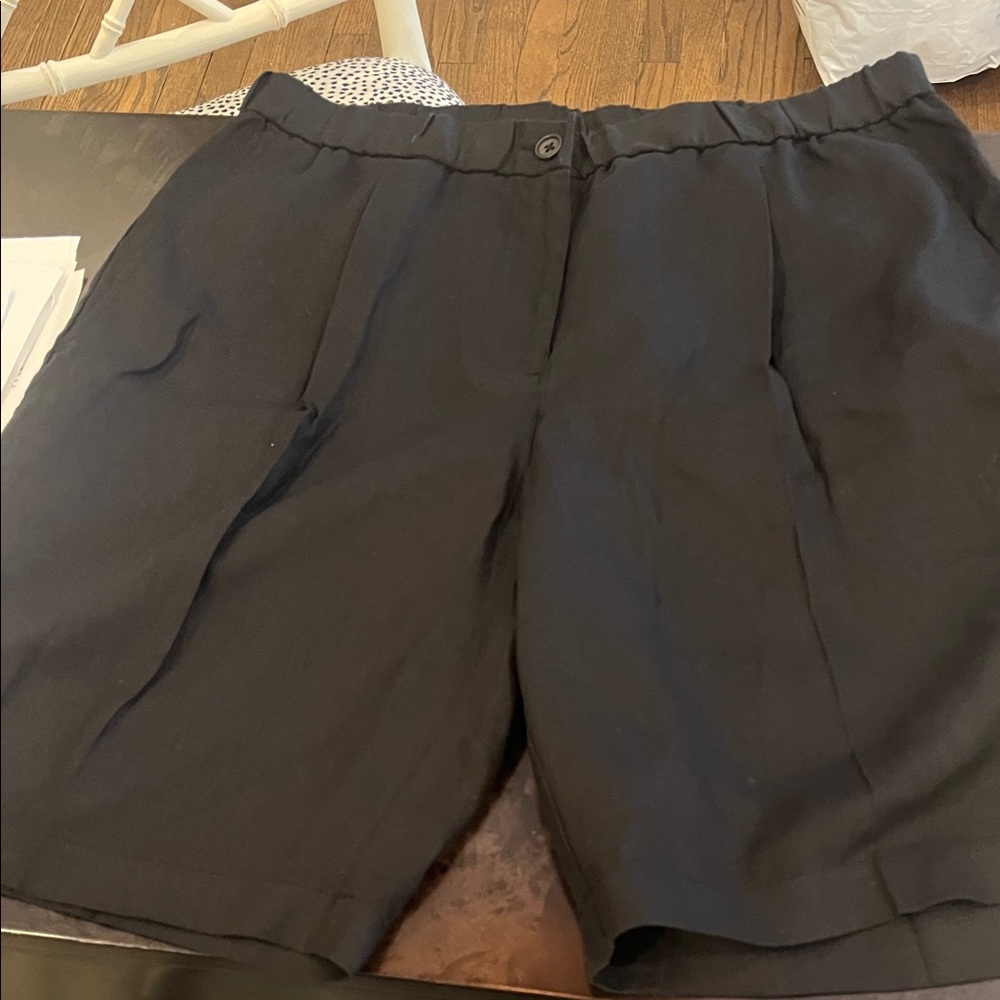 Eileen Fisher Linen BlackTailored Shorts